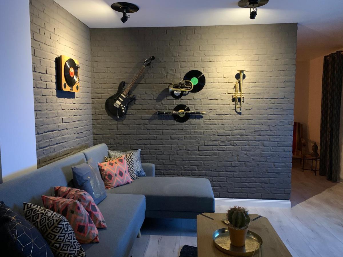 سوتْشافا Best Apartment Scheia المظهر الخارجي الصورة